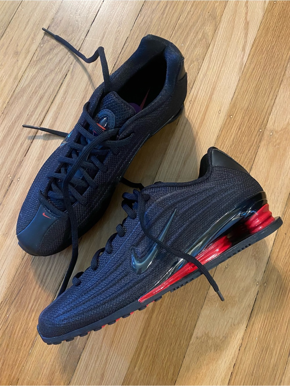 NEW Nike Shox Z Bred Womens Shoes